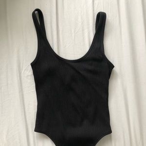 Aritzia Wilfred Leila bodysuit